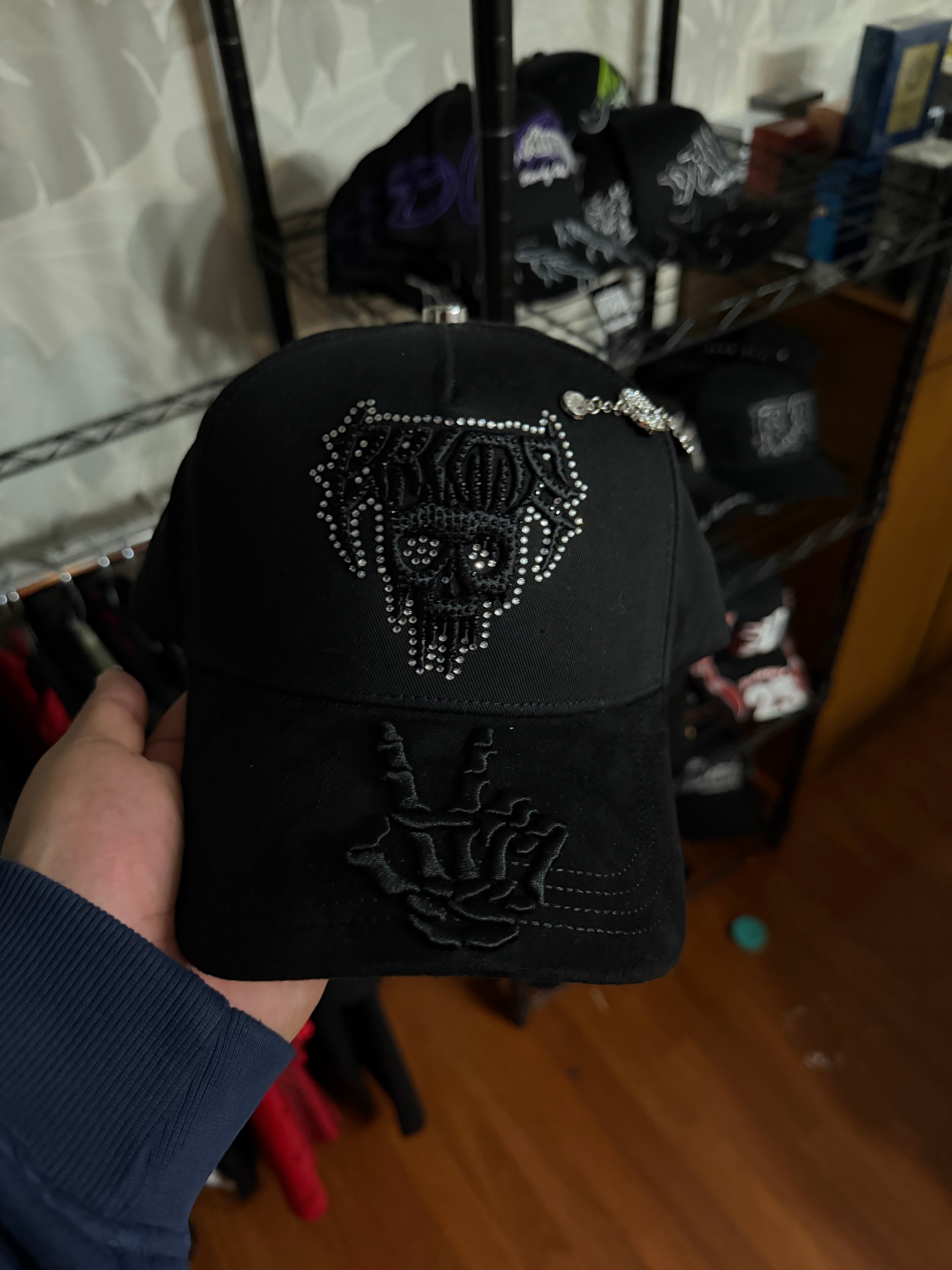 Barbas Hats Crime