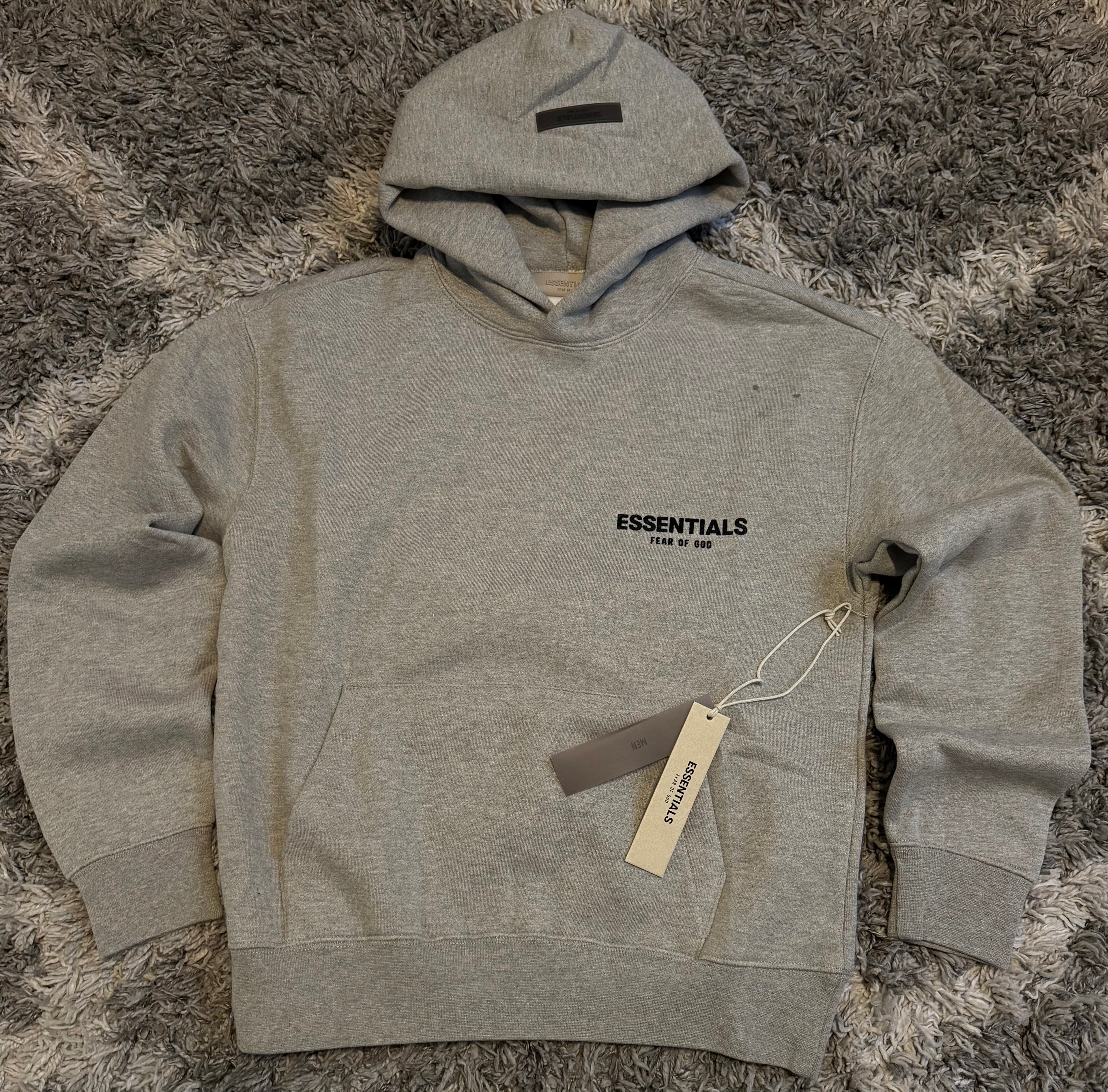 Essentials gris