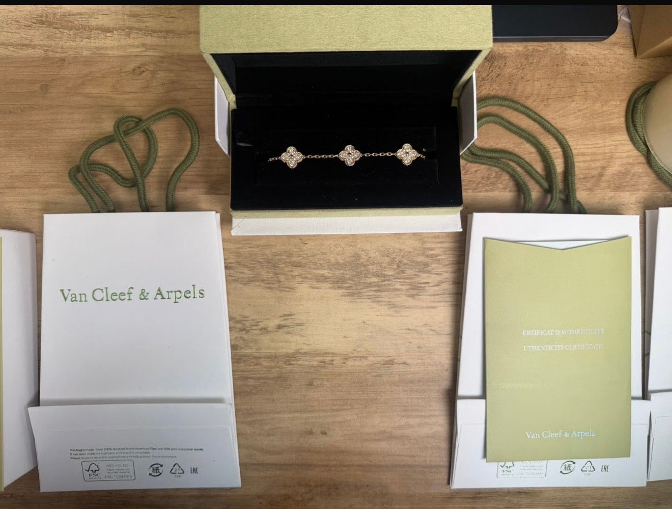 VAN CLEEF